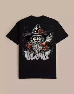 CAMISETA PREMIUM SARUMAN - PRETO