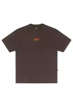 CAMISETA "FLAMES" BROWN na internet