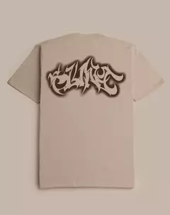 Camiseta oversized blunt na internet