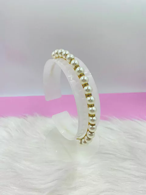 Tiara Pérola e Strass