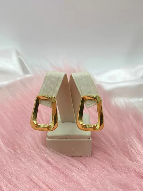 Brinco Folheado Retângulo Torcido - Bijuterias Atacado