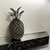 Figura Mediana Escultura Anana Plateado Decoración 20cm - Multibazar