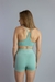Shorts Training Verde na internet