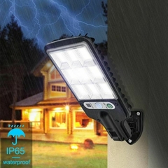 REFLECTOR LED SENSOR MOVIMIENTO RECARGA SOLAR PARED EXTERIOR - comprar online