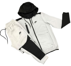 OFERTA NIKE 2X1/ CONJUNTO + REMERA DE REGALO en internet