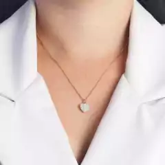 Colar coração cravejado