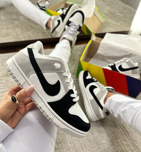 Tênis Nike Dunk Low