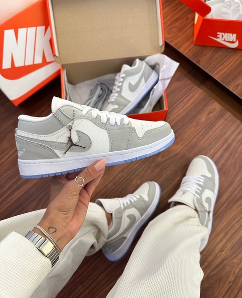 Tênis air Jordan low prime