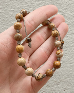 Pulseira Jaspe Madeira Macramê - comprar online
