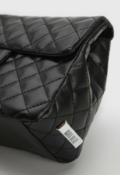 Bolsa Maria Milão Transversal Matelassê Preta