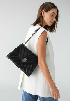 Bolsa Maria Milão Matelassê Lateral Preta