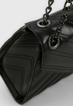 Bolsa Maria Milão Matelassê Lateral Preta - loja online