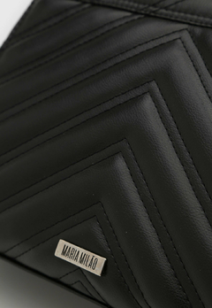 Bolsa Maria Milão Matelassê Lateral Preta