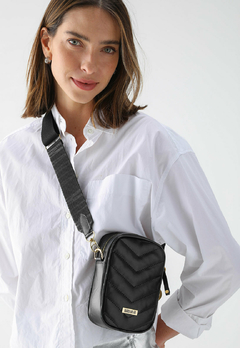 Bolsa Maria Milão Shoulder Bag Matelassê Preta