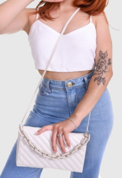 Bolsa Maria Milão Matelassê Corrente Off-White