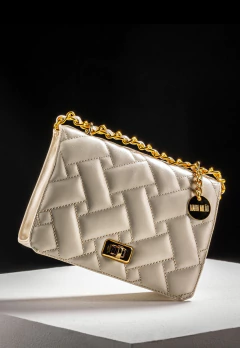 Bolsa Feminina Matelassê Corrente Ombro Off-White - REF 2818 - comprar online