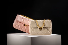 Bolsa Maria Milão Transversal Matelassê Off-White - Maria Milão