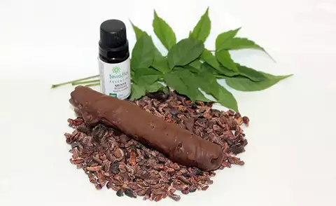 TUBETE DE WAFER CACAU 63% COM MENTA E NIBS