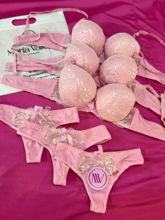 Conjunto de ropa interior Rosa con encaje