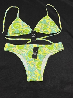 BIKINI MULTICOLOR CON VEDETINA en internet