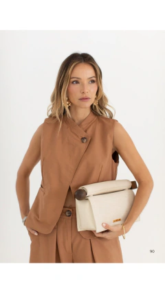 Colete com Transpasse Cotton Versatile