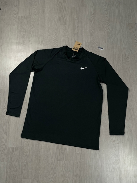 CAMISA NIKE MANGA LONGA UV - PRETA