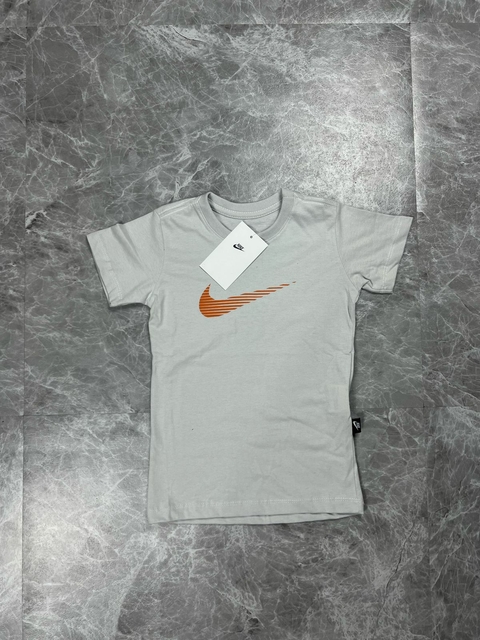 CAMISETA INFANTIL NK 4 ANOS