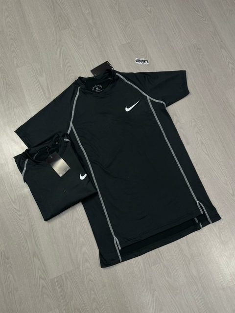 CAMISETA NIKE DRI FIT PRO BÁSICA - PRETA