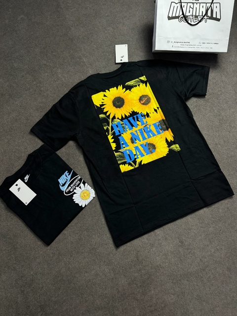 CAMISETA NIKE HAVE A NIKE DAY FLOWERS