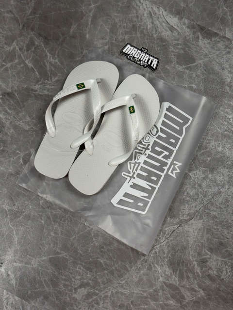 CHINELA HAVAIANAS BANDEIRINHA - BRANCA