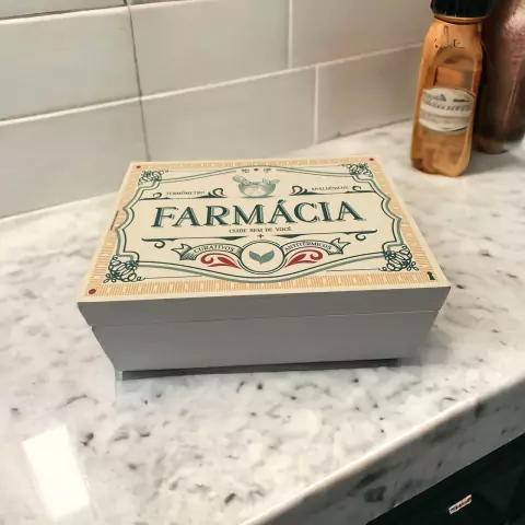 Caixa de Remédios Cuide bem de você