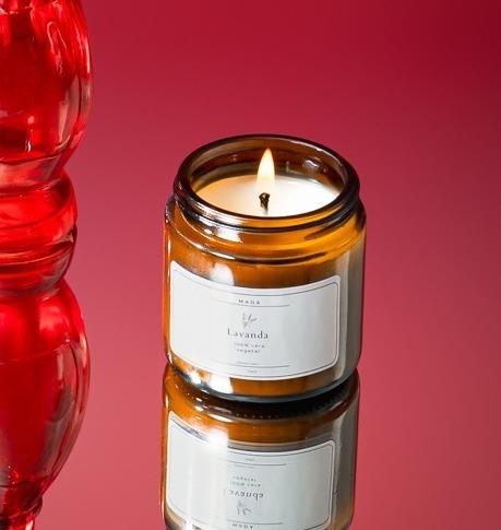 Vela aromática de cereja e avelã - comprar online