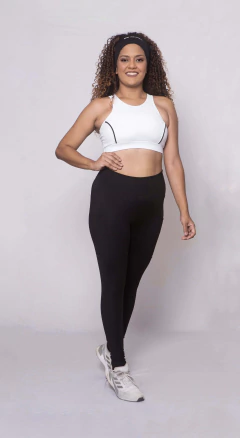 Legging Manu preta com bolso - loja online