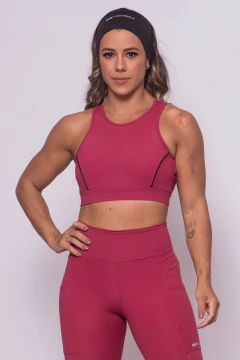 Top Manu Cereja com detalhe preto - comprar online