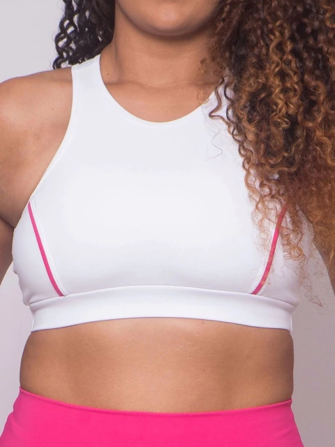 Top Manu Branco com detalhe pink