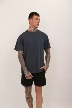 Shorts MOLETINHO COM CORDÃO na internet