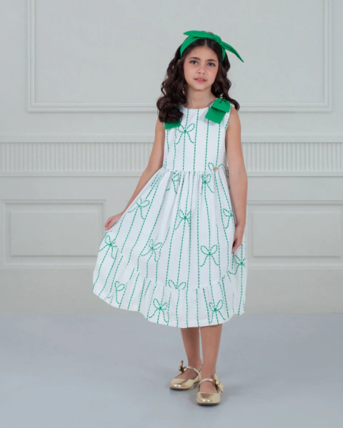 VESTIDO ESTAMPA LAÇOS BORDADOS