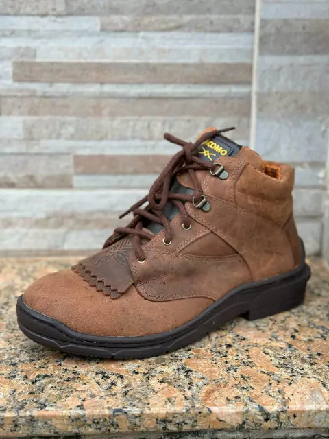 Coturno JACOMO T004/UT-39