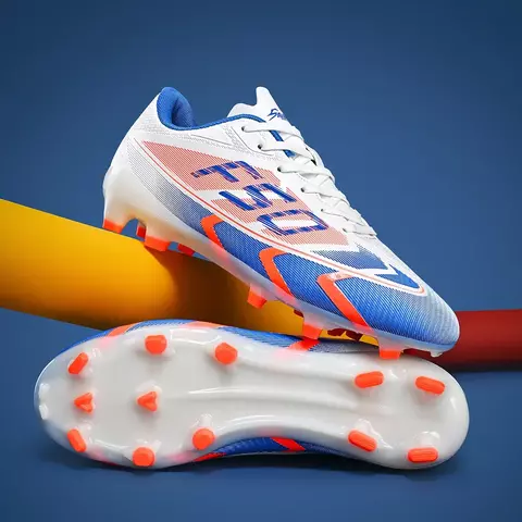 Chuteiras de futebol decotadas com tachas longas para adultos, homens e mulheres, calçados esportivos antiderrapantes e resistentes ao desgaste para treinamento de competição