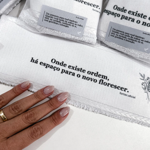 TOALHA DE MÃO FORTIER