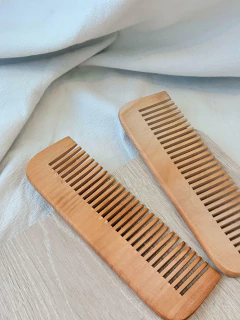 PEINE DE MADERA