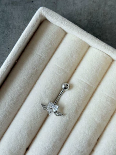 PIERCING OMBLIGO CON ALA en internet