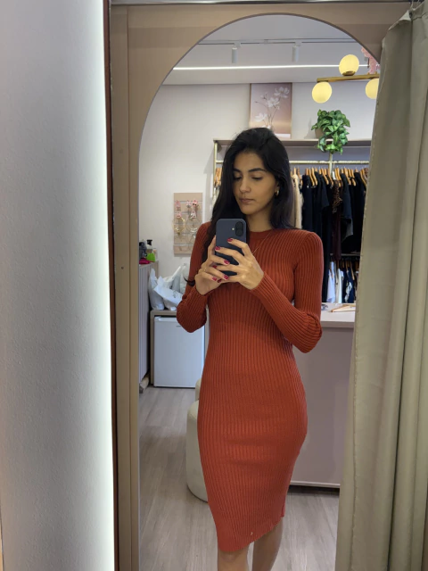 VESTIDO MÍDI TRICOT MODAL