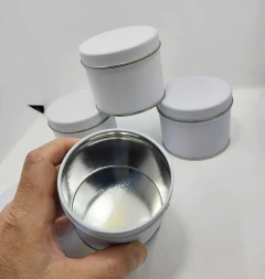 Latas blancas con tapa sombrero x 20 unidades - Personal Insumos