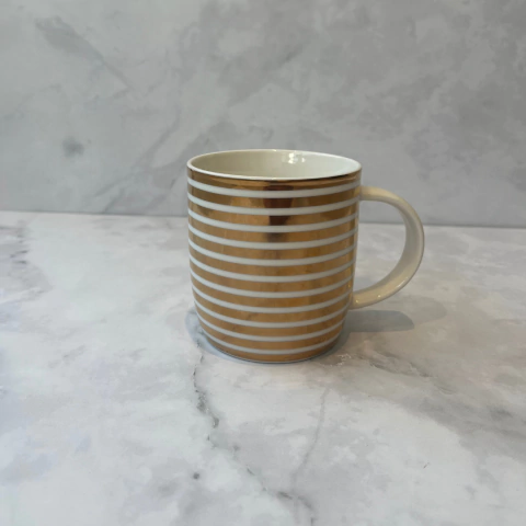 MUG RAYAS DORADO 1
