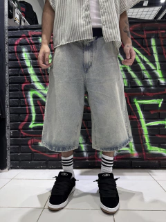 Bermuda Super Baggy “CLEAN”