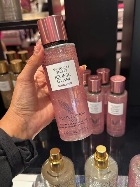 Iconic Glam Shimmer fashion show 2025 - edición limitada body splash Victoria's Secret