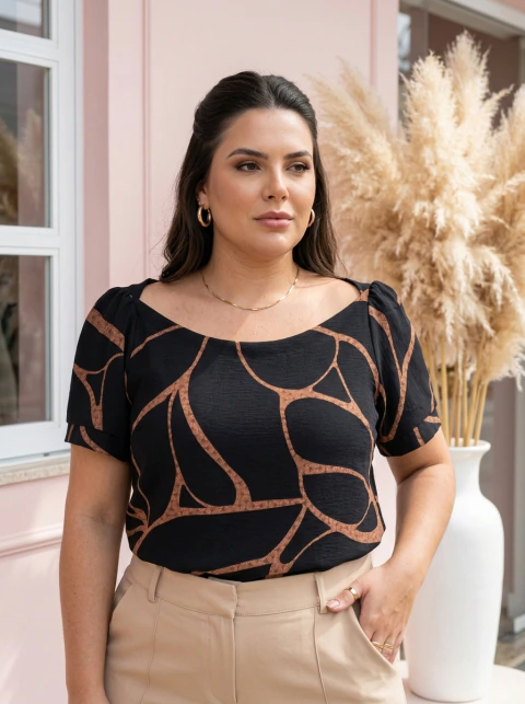 Blusa Crepe (G1) - ESTAMP PRETA