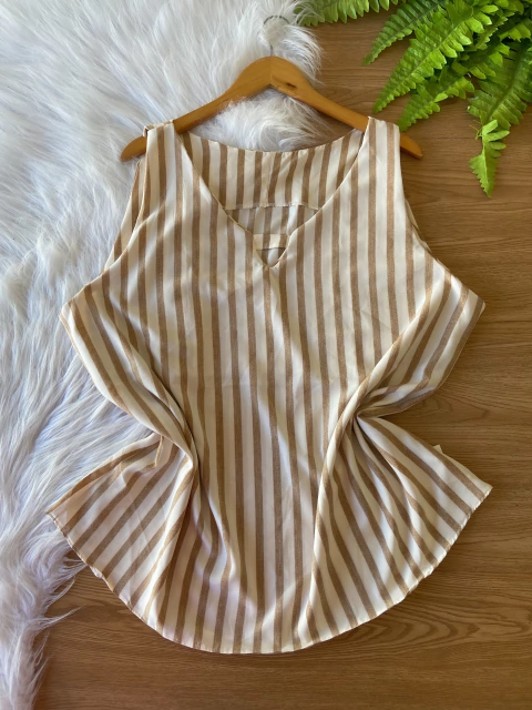 Blusa Regata Toque seda - G5 (54) - LISTRADA BEGE