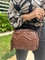 BOLSA COURO COM DETALHES MATELASSE E ALÇA TIRACOLO COM FIVELA REGULAVEL CAMILA - loja online